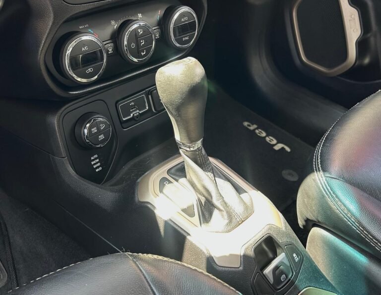 c4a3f0fb-01a3-4c76-94ca-c2335157427a